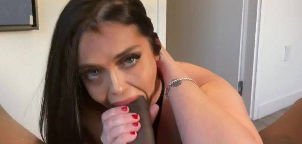 Thick PAWG Learns How to Make Her Ass Clap - inxxx.com on v0d.com
