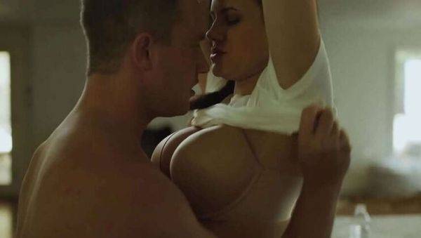 Fuming Stepmother Turned On by Stepson - veryfreeporn.com on v0d.com