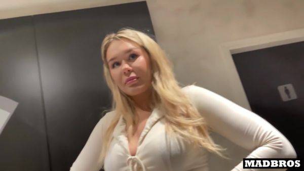 An English Manager Gets Fucked In The Toilets And Elevator During Her Work!!! - hclips.com - Britain on v0d.com