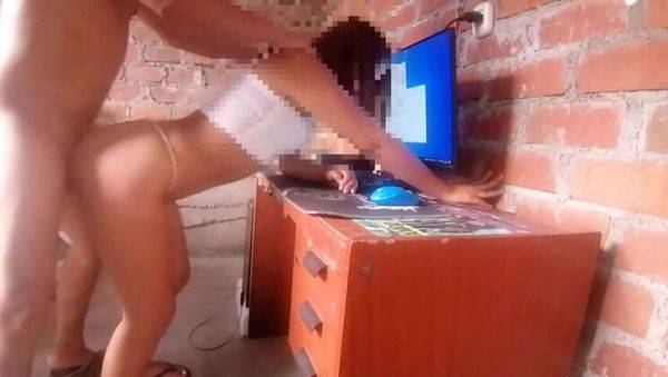 Stick it in my rear, then let me borrow your computer for a gaming session - porntry.com on v0d.com