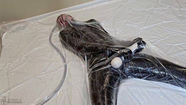 Dollified #2 - A Vacuum-sealed Latex Doll Getting Herself Off With A Magic Wand - upornia.com on v0d.com