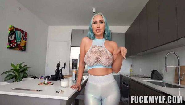 Nina Kayy: Blue-Themed Blowjob & Hardcore - veryfreeporn.com on v0d.com