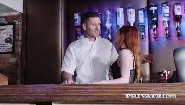 Swinger Ella Hughes Takes a Facial at the Bar - porntry.com on v0d.com