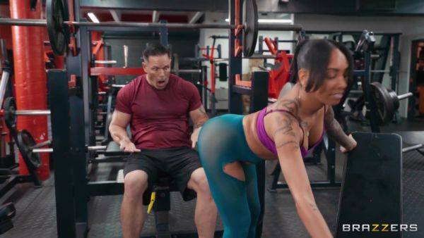 Squirt The Sweat Away - Kona Jade - videomanysex.com on v0d.com