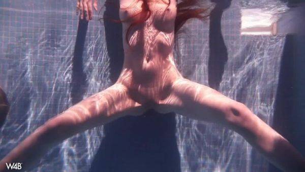 Underwater romance - porntry.com on v0d.com