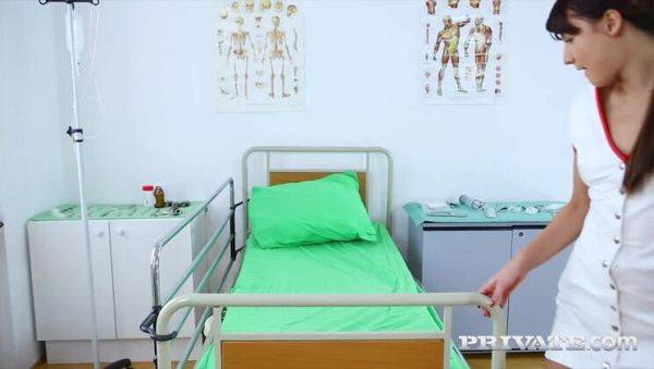 Student Nurse Suzy Rainbow Fucks the Cardiologist - porntry.com on v0d.com