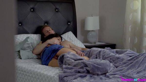 Dont Wake Mommy - S2:E4 - porntry.com on v0d.com