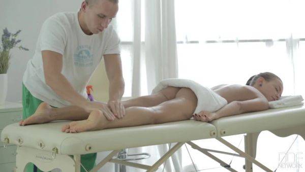 The Ultimate Rub Down - porntry.com - Russia - France on v0d.com