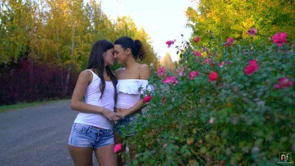 Sensual Lesbian Sex - S26:E10 - porntry.com on v0d.com