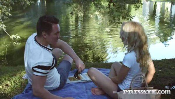 TD Bambi, sexy teen takes a facial - porntry.com - Russia on v0d.com