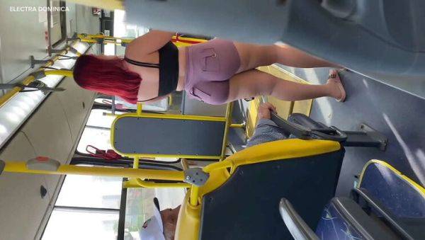 Hot Maid Electra Teases Diogo on Bus - Amateur Voyeur Brazil Gostosa Action - porntry.com - Brazil on v0d.com
