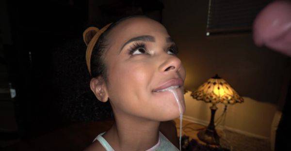 Sensual ebony teen loves the taste of fresh sperm after marvelous cam sex - xbabe.com on v0d.com