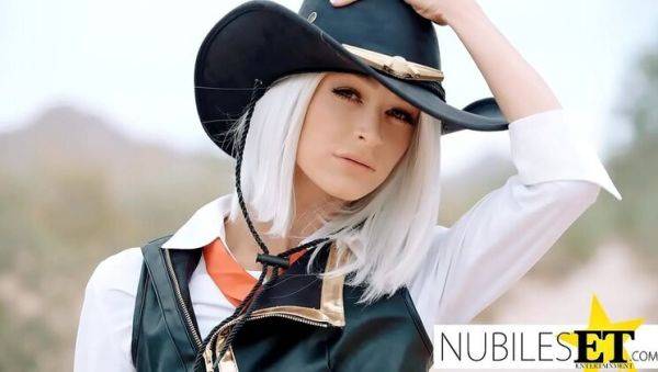Emma Hix as Ashe Sucks and Rides Jesse's Big Cock in Overwatch Parody - xxxfiles.com on v0d.com