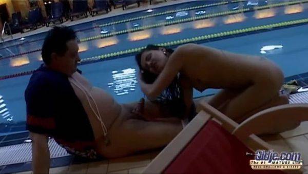 Swim Girl, Swim - porntry.com on v0d.com