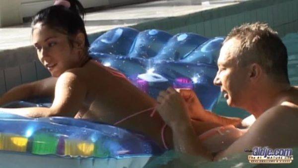 Swimming Lesson - porntry.com on v0d.com
