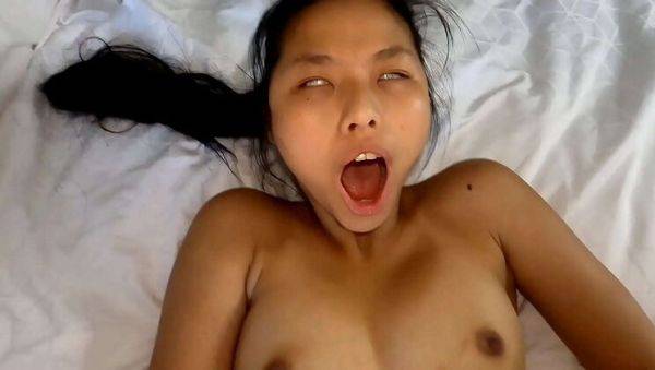 Hot Asian Raya Nguyen Fucks Big Dick Co-Worker in Office - porntry.com on v0d.com