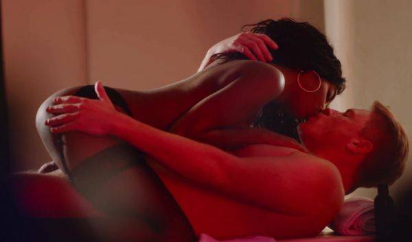 Addictive ebony babe sucks cock naked and fucks in ways that make her come first - alphaporno.com on v0d.com