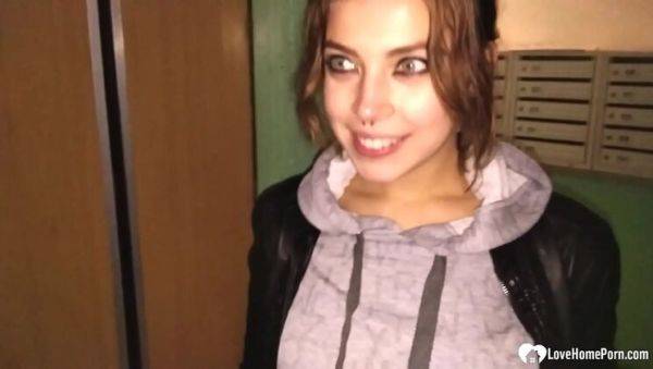 Kinky Teen Stepdaughter Gets Hardcore Creampie in Public Outdoor Fuck - veryfreeporn.com on v0d.com