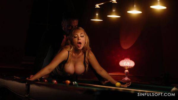 Elegant MILF goes full mode on cock in sinful midnight fuck - hellporno.com on v0d.com