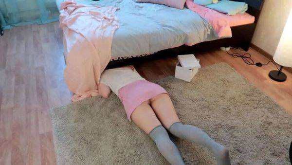 Petite Teen Estie Kay Gets Stuck and Helped in Doggystyle Anal Creampie - porntry.com on v0d.com