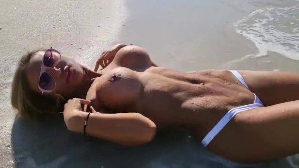 Monika Fox In Sexy Swims, Masturbates And Squirts In Sea And On Beach (free) 9 Min - upornia.com on v0d.com