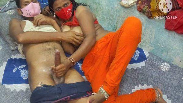 Indian Sex Video Hindi - Village Bhabhi - desi-porntube.com - India on v0d.com