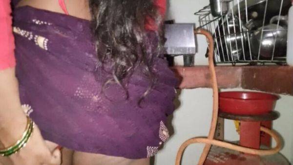 Hot Prachi Hard Fuck in Kitchen - Big Ass Desi Bhabhi Cooking Maggie - veryfreeporn.com - India on v0d.com