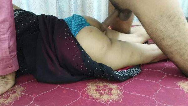 First Time Bhabhi Hardcore Sex on Charpai - Desi Village Wife Fucking and Massage - xxxfiles.com - India on v0d.com