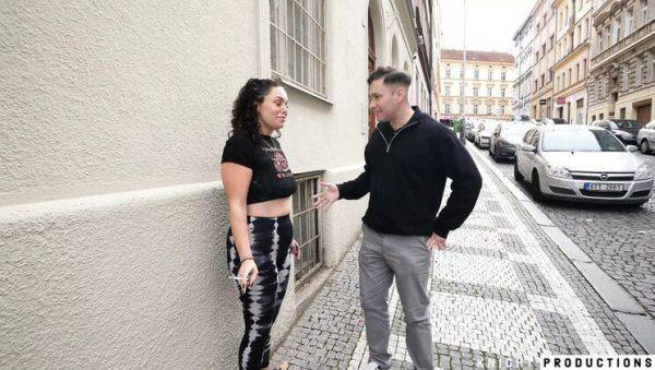 Buttplug Betty Hardcore Fuck with Big Natural Tits - Rough Tourist Sex - veryfreeporn.com - Britain on v0d.com