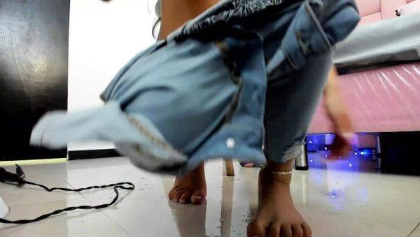 Salome Collucci Teen Latina Model Dresses Up & Masturbates to Anime Hentai Show - porntry.com - Colombia on v0d.com