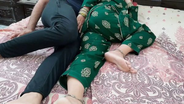 Desi Mother In Law Hotel Room Blowjob and Rough Sex with QueenbeautyQB - veryfreeporn.com on v0d.com