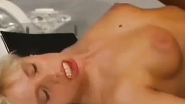 1995 German Vintage Secretary Hardcore with Zenza Raggi & Angel Heart - veryfreeporn.com - Germany on v0d.com