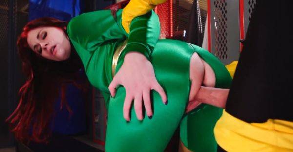 The nun gets fucked hard in the mouth by a naughty boy in this steamy parody. - alphaporno.com on v0d.com