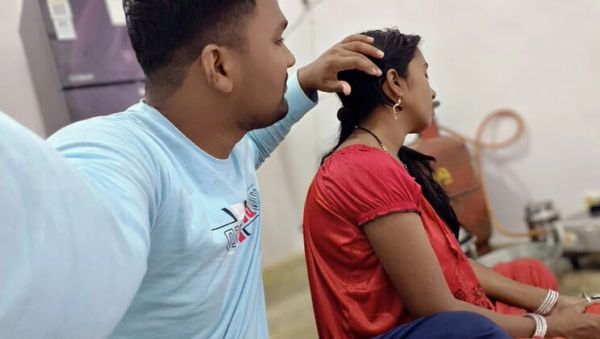 Brother Gives Sister New Sari Gift, Happy Sister Fucks Little Brother Doggy Style - Hindi Desi Sex - veryfreeporn.com - India on v0d.com