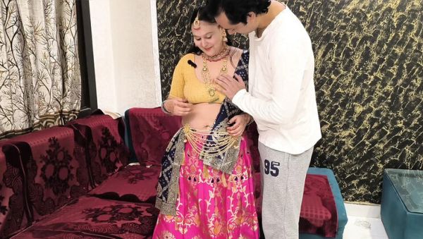 Puja Bhabhi hardcore fuck with Indian hunter in doggy style and missionary - porntry.com - India on v0d.com