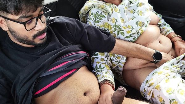 Car Sex Fun with BBW Indian Cougar - Random Pleasure with Amateur Mature - xxxfiles.com - Russia - India on v0d.com