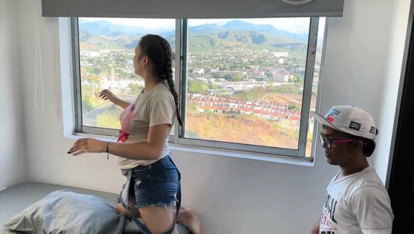 Hot Latina Girlfriend Fucks Me in Her Stepparents' House, We Hide When They Arrive Unexpectedly - xxxfiles.com - Spain on v0d.com