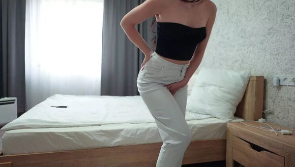 Desperate Teen Tori Diamond Peeing in Jeans - Wet Solo Pissing Fetish - porntry.com - Britain on v0d.com