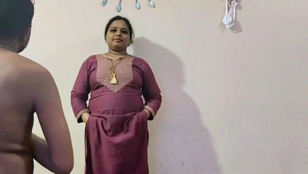 Desi Wife Hardcore Fucking Teen Boy - Blowjob & Cumshot in Hindi - Real Homemade Indian Aunty - xxxfiles.com - India on v0d.com
