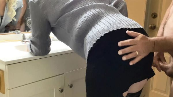 Homemade Anal Fuck with Mature Blonde in Stockings Before Work - porntry.com - Usa on v0d.com