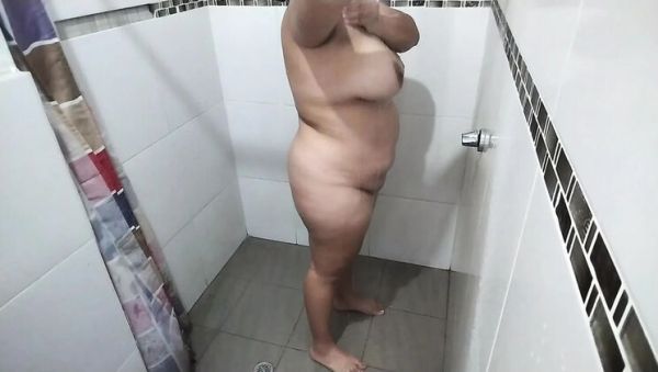 Stepmom with Big Tits Caught Showering in Public Bathroom - Homemade HD Voyeur Recording - xxxfiles.com - Ecuador on v0d.com