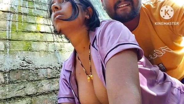 Permi Pooja Hot Bhabhi Outdoor Sex - Desi Aunty Morning Boobs Sucking Young Boy in Jungle - porntry.com - India on v0d.com