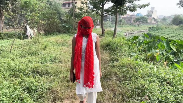 Jungle Outdoor Fast Sex with Laxmi - Desi Bhabhi Anal Blowjob Public Show - porntry.com - India on v0d.com