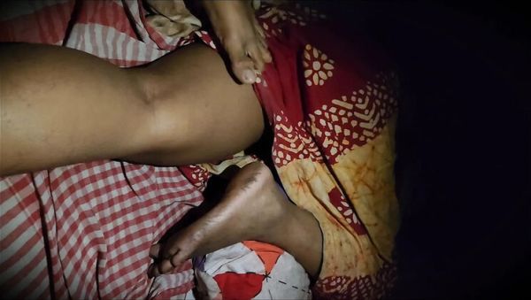 Hairy Indian Stepmom Wet Pussy Creampie - Desi Aunty Bush Cum Close-Up - xxxfiles.com - India on v0d.com