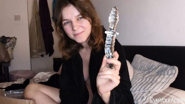 Amateur Scottish Teen EveYourApple Hot Summer Toy Haul - Glass Dildo & BBC Anal Solo Play - veryfreeporn.com - Britain - Scotland on v0d.com