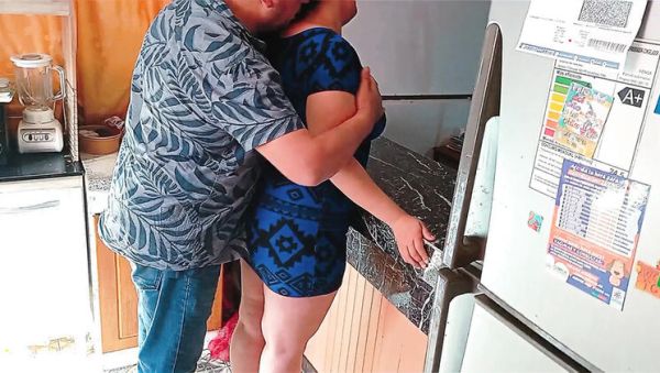 Horny BBW Kelly Mom Stepdaughter Fucked Hard by Older Stepdad in Kitchen - veryfreeporn.com - Usa on v0d.com