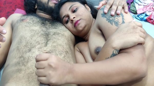 Indian Mallu In Sex With Wife, Mallu Indian Sexy Wife And Husband Hot Sex In Bedroom - desi-porntube.com - India on v0d.com