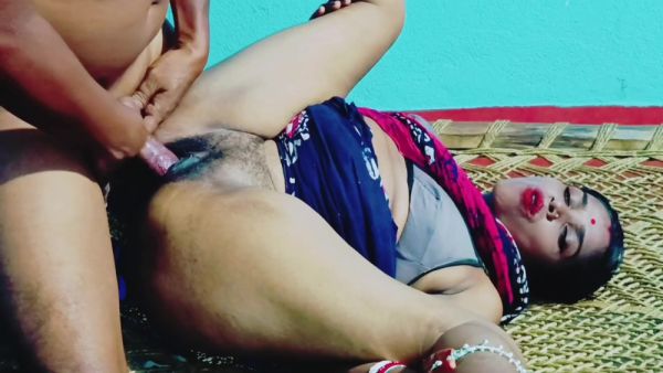 Bhabhi Ji In Soma Bhabhi Ko Uski Deor Ne Khatiya Me Ultake Chud Dala Ne Khub Mone Liya - desi-porntube.com - India on v0d.com