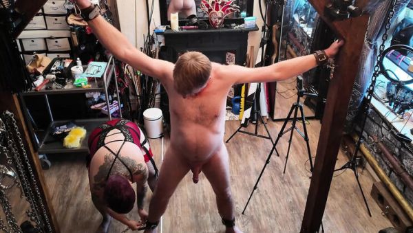 Mistress Izar's Latex Dungeon Trip with Bubbles and Slave - veryfreeporn.com - Britain on v0d.com