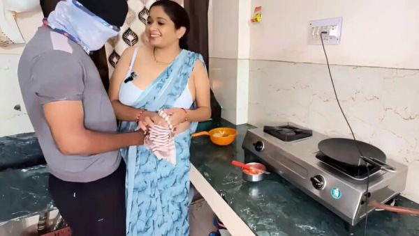 Indian Bhabhi Devar Kitchen Fuck Hindi Audio Lusty Sex - veryfreeporn.com - India on v0d.com